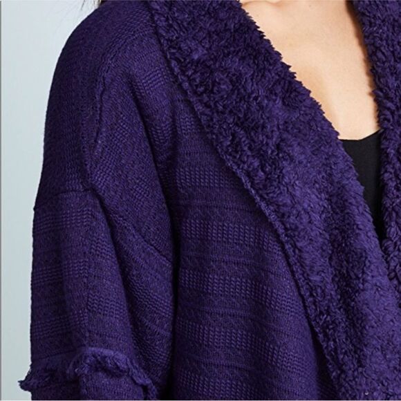 Bloomingdale’s Honeydew Hold Me Tight Reversible Wrap Cardigan Kimono - Picture 4 of 12